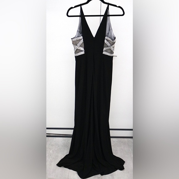 Xscape Women's Side-Slit Gown- Size 8 - Picture 1 of 7